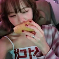 Kim Chaewon