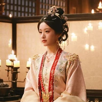 Lâm Uyển Nhi - Nhị tiểu thư Lâm Gia