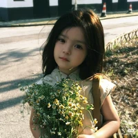 Kim Jisoo ( 7 tuổi )