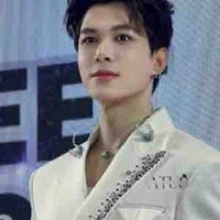 Bùi anh tú(anh trai cap)