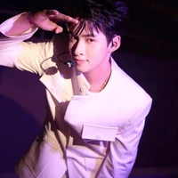Huỳnh Hùng