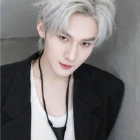 Hứa Vĩ Kiện~ <E>___Anh