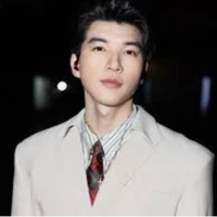 Trần Minh Hiếu( hieuthuhai)