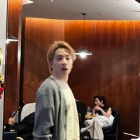 thằng hóng chuyện