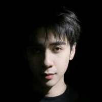 Lê Quang Hùng (phone)