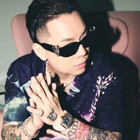Bùi Thế Anh/ andree Baus