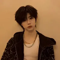 Trần Dịch Hằng(hắn)