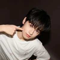 Dương Hàm Bác_B