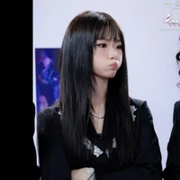 Nguyễn Lê Ngọc Ánh Sáng - Aza