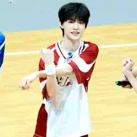 Trương Trạch Vũ_bạn thân cậu 