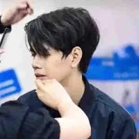 Tấn Khoa(Bin)   Anh