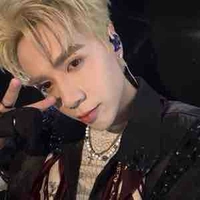 Lê Quang Hùng-Phone