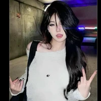 Hoàng Thùy Linh
