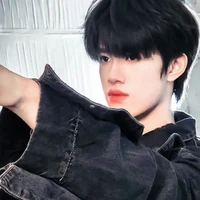 Trương Cực - hắn