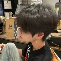 Thượng Quan Khánh[ anh3 n9]