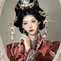 Hoàng Hậu