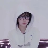 Nguyễn Hoàng Ly-lyly