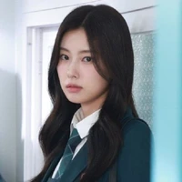 Kang hyewon/chị/
