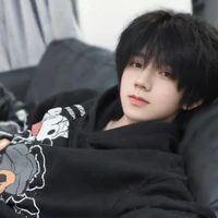 Vương Lỗ Kiệt_gã