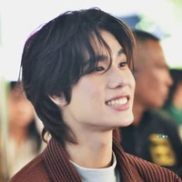 Phuwin Tang ( Cậu )