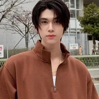 Dunk Natachai ( Em )