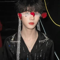 Henry_Zh-Thụy