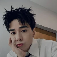 Tác giả mê Quang Hùng