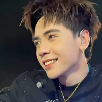 Quang Hùng Materd