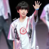 Chu Ánh Thần_hắn