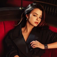 Becky Amstrong ( cô )