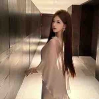 Hoàng Linh Vy-livy