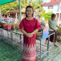 Mẹ nuôi