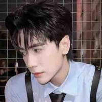 Quang Hùng