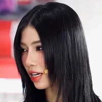 Trần Thảo Linh (cô)