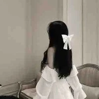 Dương Ái Linh-em nu9