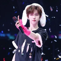 Hạ Tuấn Lâm/thỏ