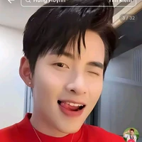 Hùng Huỳnh