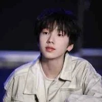 Nhiếp Vĩ Thần - @nieN