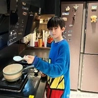  Trí Ân Hàm 