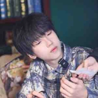 Nhiếp Vĩ Thần - Alpha 