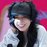 Trần Thảo Linh - em