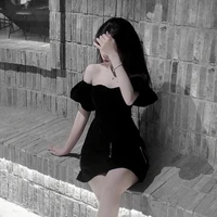 Trương Nhã Linh(mẹ thụ9)