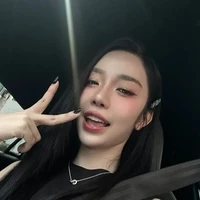 hoàng duyên