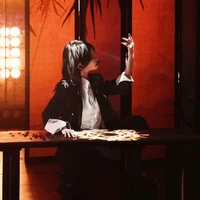 Dương Băng Di (Cô)