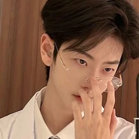 Đông Cung Hoàng Thiên ( Anh nu9¹)