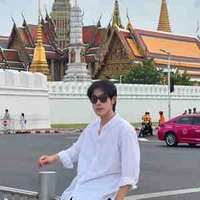 Heng ( Bạn cô )