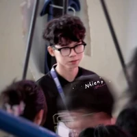 Hữu Đạt - em.