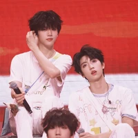 Con Tg bị điên:))