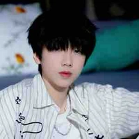 Nhiếp Vĩ Thần 