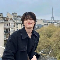 Jeongin(I.N/Em)
